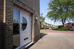 buiten oprit-entree.jpg